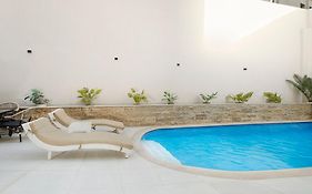 Rivana Residence New Cairo - Pool & Gym Access